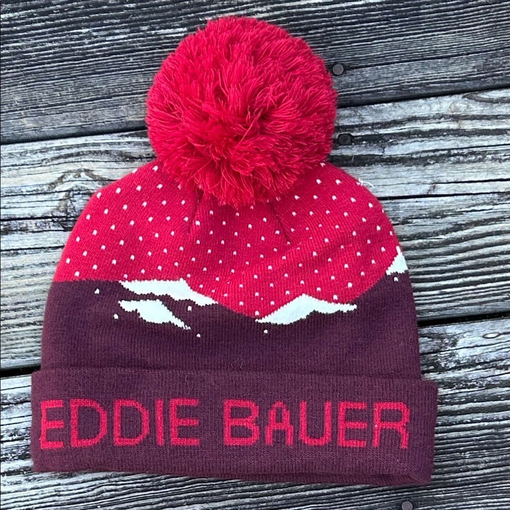 Women’s Eddie Bauer Pom-Pom Beanie hat signature toboggan